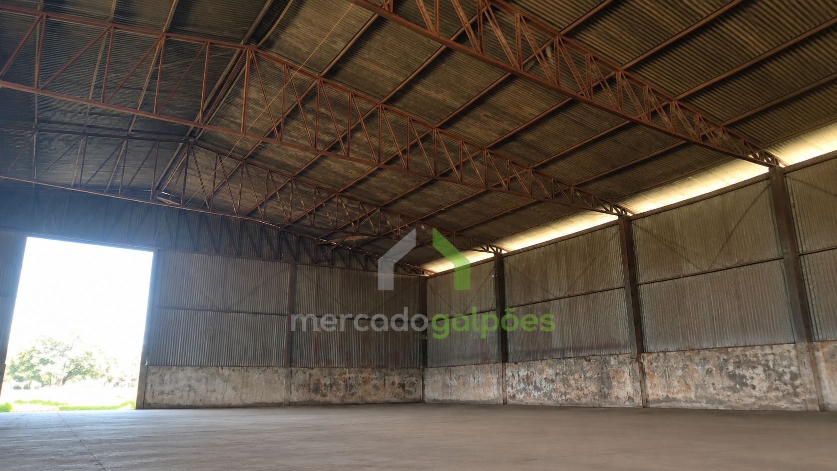 Galpão Metálico 1.200m²