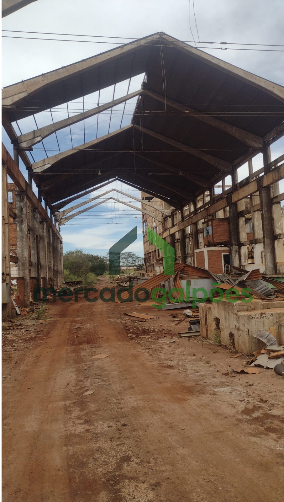 Galpão Pré Moldado - Vão Livre 22 metros - Adequadado para Ponte Rolante de 30ton